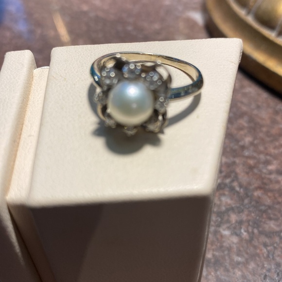14 K Pearl/Diamond Ring - Picture 3 of 5